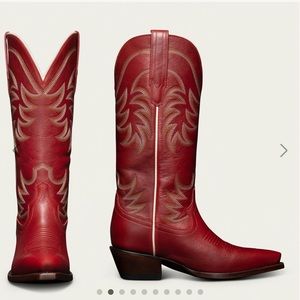 Tecovas Annie boot in scarlet